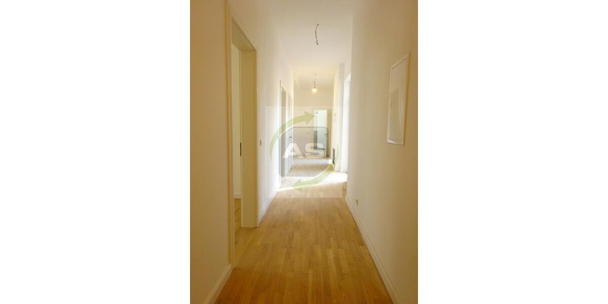 Etagenwohnung Zwickau - 3 Zimmer, 103 m&sup2;, 749&euro; | Angebot:22591324