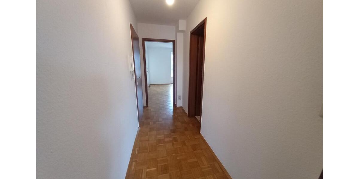 Etagenwohnung Crimmitschau - 2 Zimmer, 63 m&sup2;, 370&euro; | Angebot:17385084