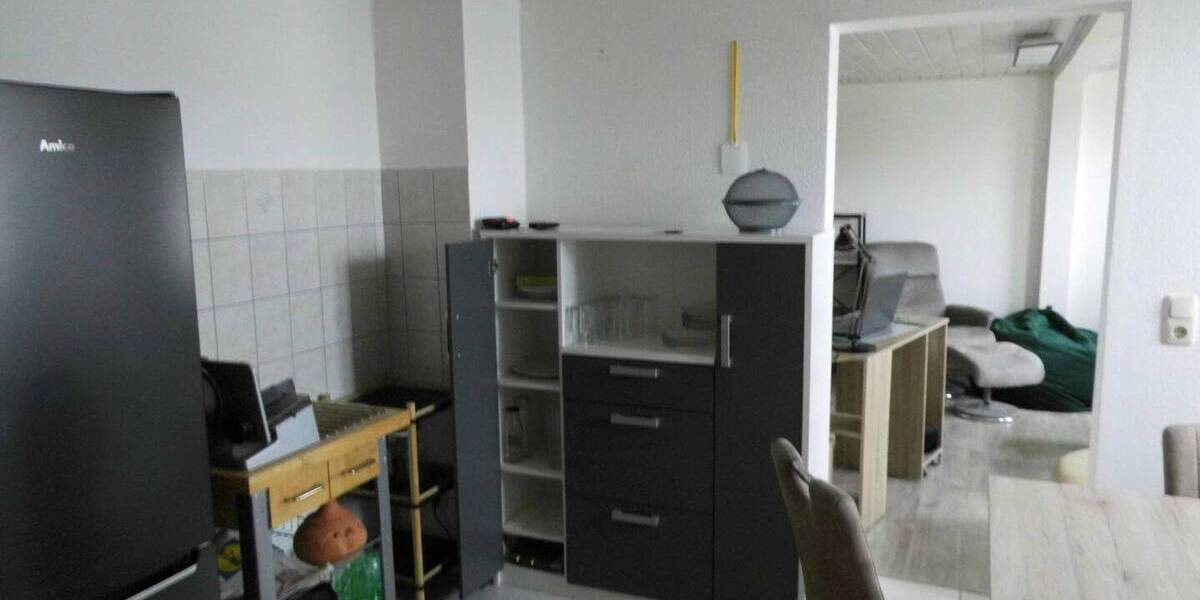 Etagenwohnung Reichenbach - 3 Zimmer, 68 m&sup2;, 400&euro; | Angebot:26824656