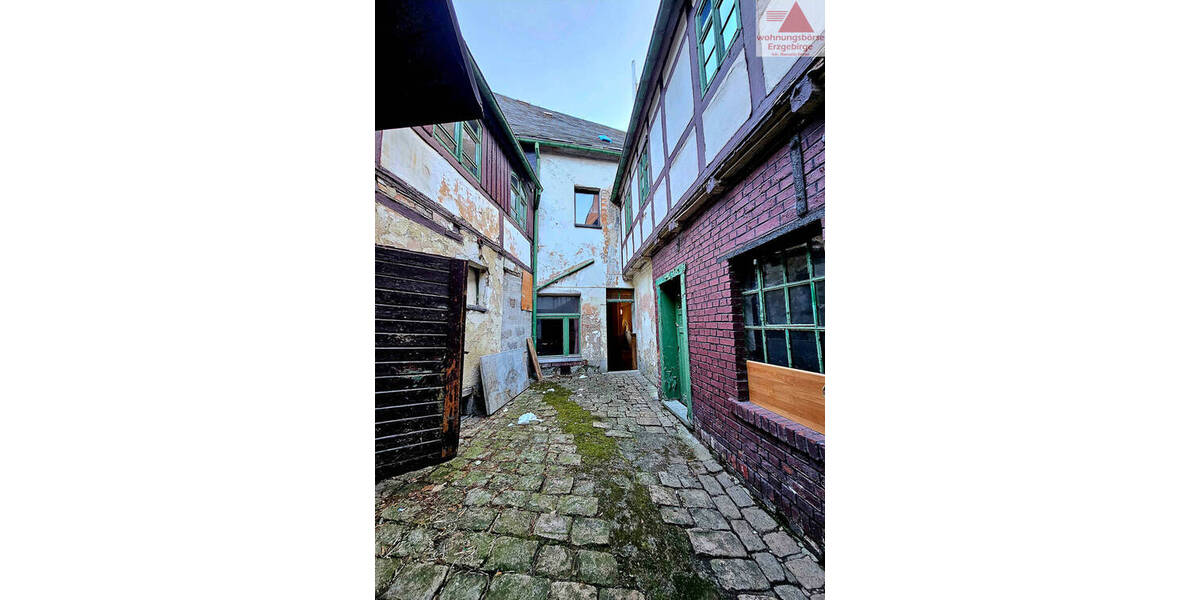 Reihenmittelhaus Schwarzenberg - 1 Zimmer, 269 m&sup2;, 39.000&euro; | Angebot:25688157