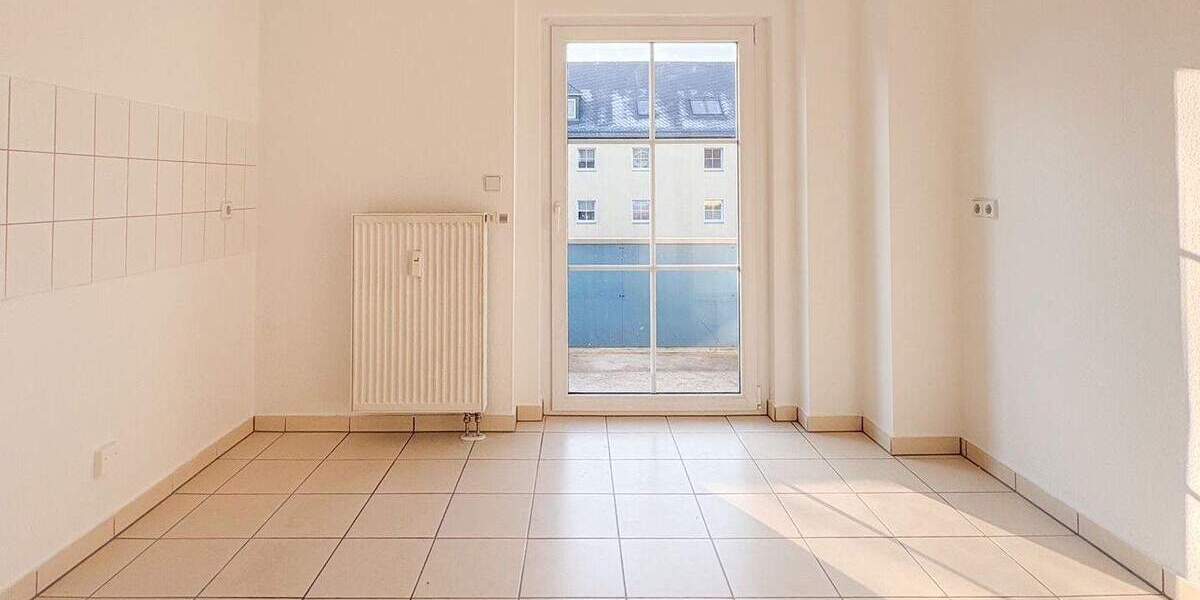 Etagenwohnung Zwickau Pölbitz - 2 Zimmer, 57 m&sup2;, 349&euro; | Angebot:25800681