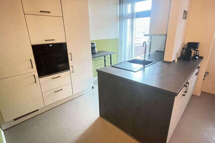 Wohnung Zwickau Zwickau-Nord - 4 Zimmer, 140 m&sup2;, 760&euro; | Angebot:26625378