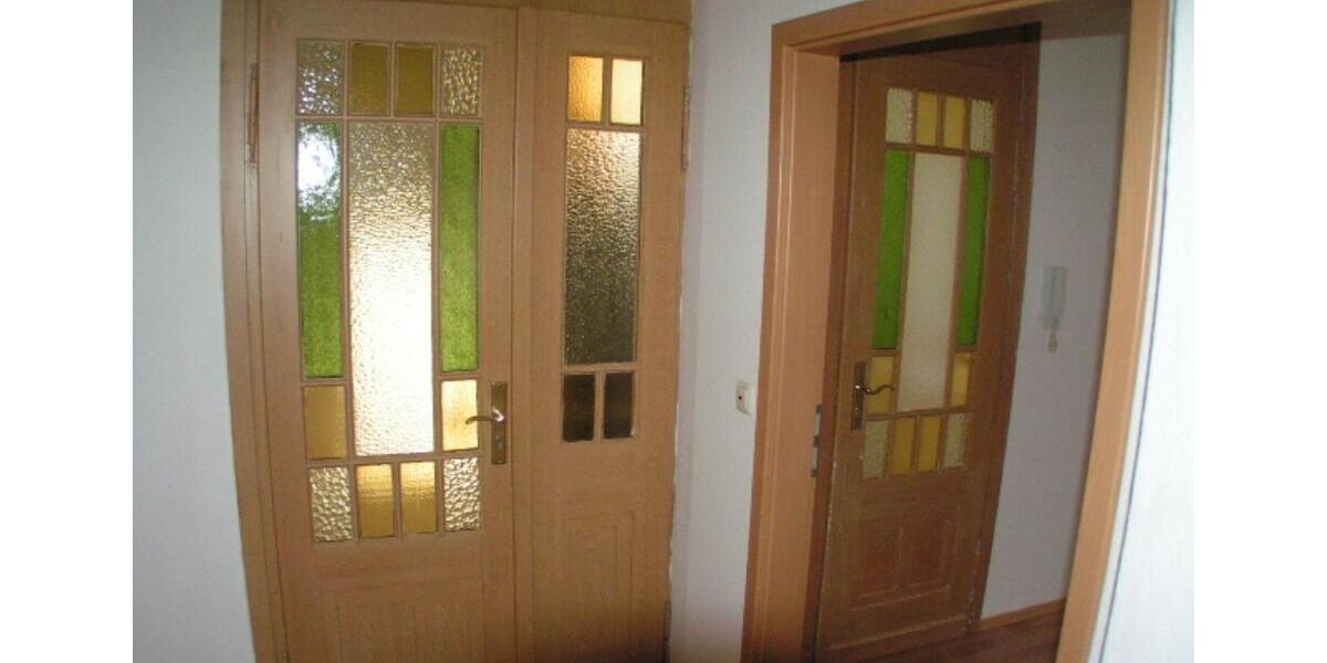 Etagenwohnung Werdau - 5 Zimmer, 125 m&sup2;, 650&euro; | Angebot:23408914