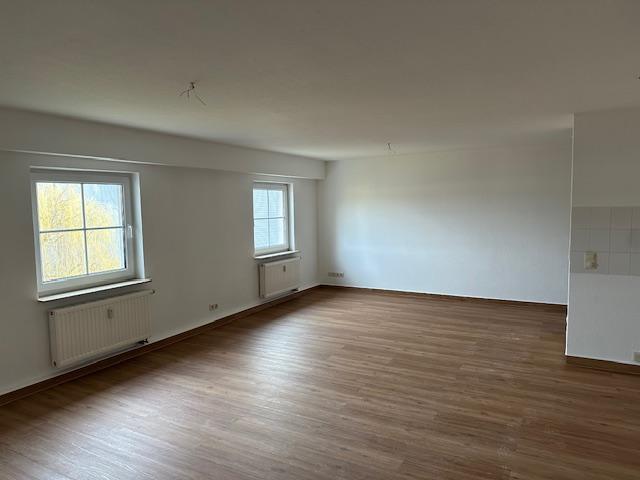 Etagenwohnung Gornsdorf - 2 Zimmer, 60 m&sup2;, 390&euro; | Angebot:25852910