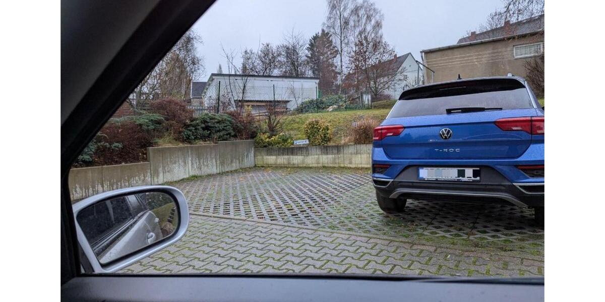 Dachgeschoßwohnung Limbach-Oberfrohna Oberfrohna - 2 Zimmer, 45 m&sup2;, 270&euro; | Angebot:24754819