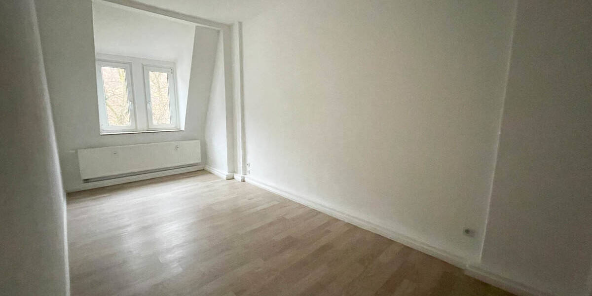Etagenwohnung Aue-Bad Schlema Bad Schlema - 3 Zimmer, 67 m&sup2;, 420&euro; | Angebot:25776695