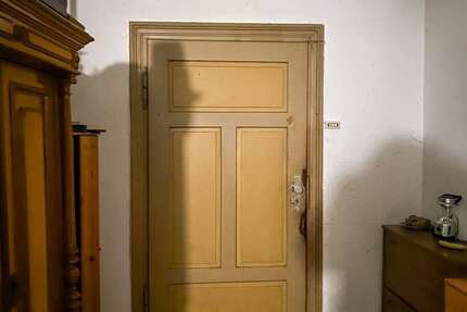 Haus Lauter-Bernsbach Bernsbach - 20 Zimmer, 1.600 m&sup2;, 197.000&euro; | Angebot:25877137