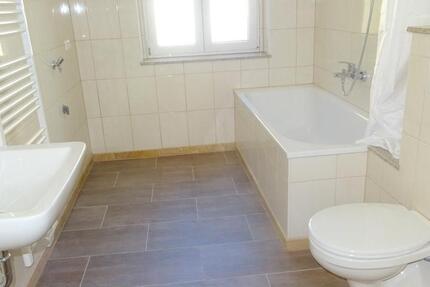 Wohnung Werdau - 3 Zimmer, 90 m&sup2;, 515&euro; | Angebot:25428658