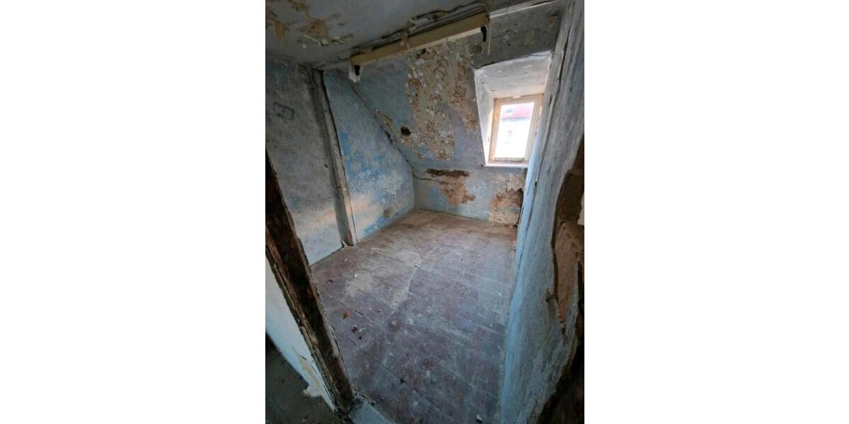 Reihenhaus Meerane - 4 Zimmer, 100 m&sup2;, 19.500&euro; | Angebot:25961788