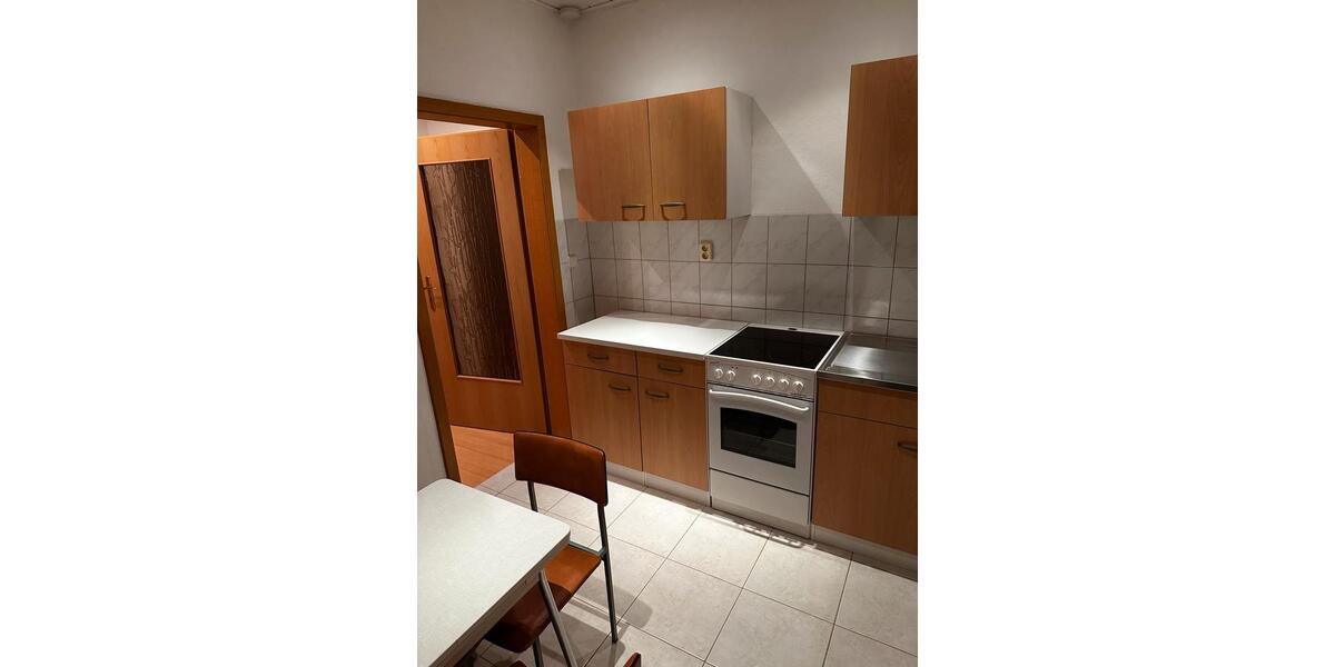 Hochparterre Zwickau Neuplanitz - 1 Zimmer, 28 m&sup2;, 280&euro; | Angebot:24222117