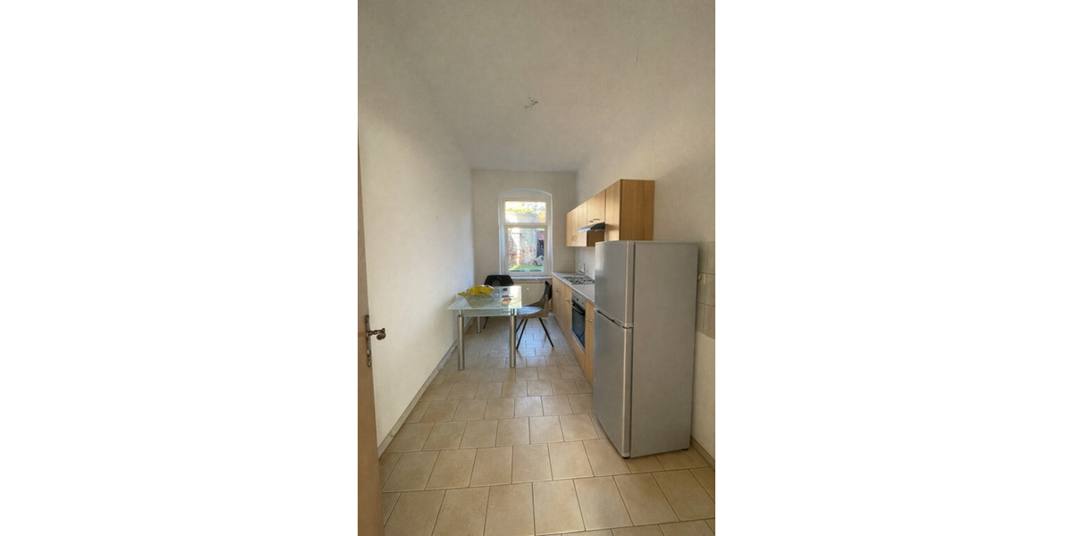 Erdgeschoßwohnung Werdau - 2 Zimmer, 47 m&sup2;, 300&euro; | Angebot:25830299