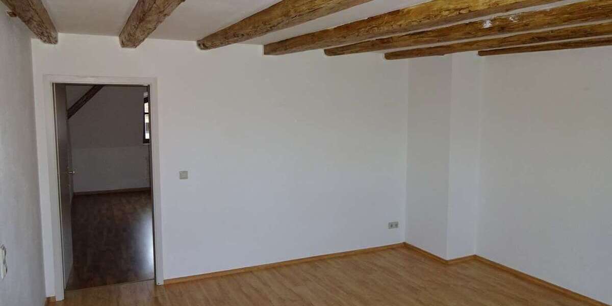 Etagenwohnung Zwickau Innenstadt - 2 Zimmer, 62 m&sup2;, 59.000&euro; | Angebot:25707460