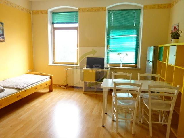 Etagenwohnung Werdau - 2 Zimmer, 48 m&sup2;, 315&euro; | Angebot:23818618