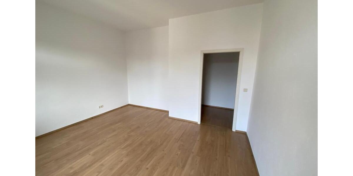 Etagenwohnung Zwickau - 2 Zimmer, 59 m&sup2;, 349&euro; | Angebot:25533207