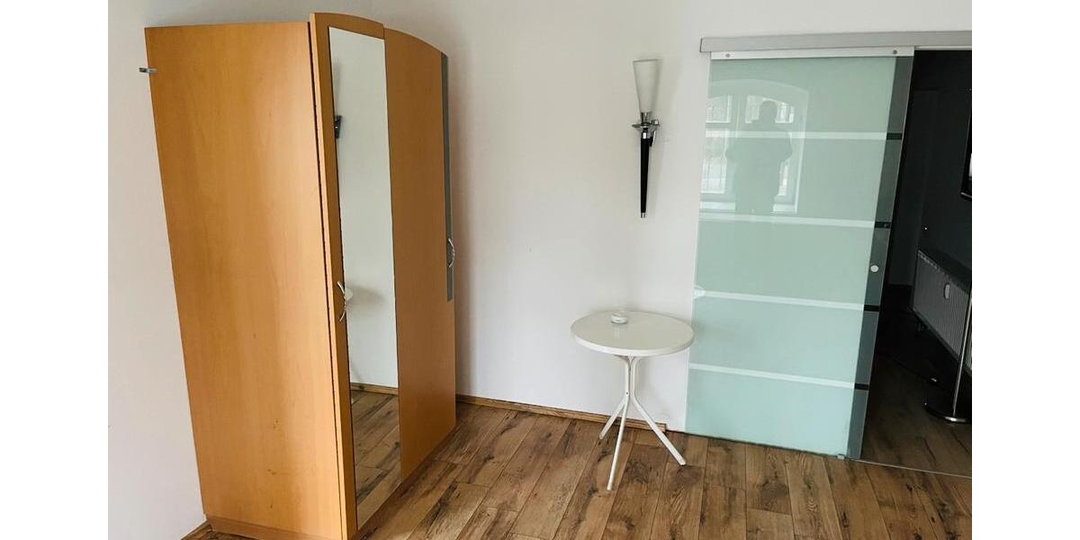 Erdgeschoßwohnung Neumark - 4 Zimmer, 160 m&sup2;, 89.000&euro; | Angebot:23089787