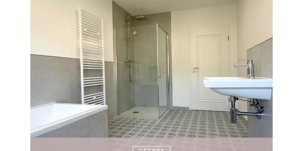 Dachgeschoßwohnung Limbach-Oberfrohna Oberfrohna - 4.5 Zimmer, 150 m&sup2;, 1.372&euro; | Angebot:25499849