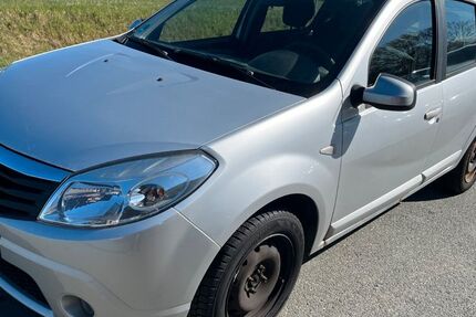 Dacia Sandero 148.000 km 1.550 &euro; Reichenbach/Rotschau 08468