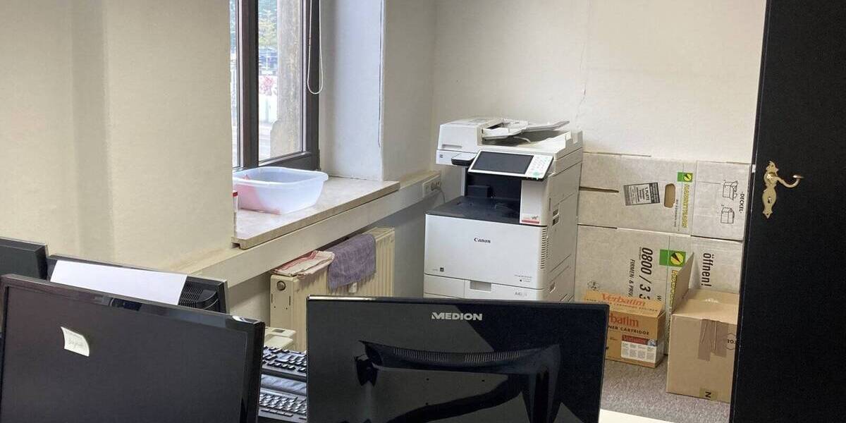 Gewerbeobjekt Zwickau Innenstadt - 6 Zimmer, 118 m&sup2;, 800&euro; | Angebot:25707403