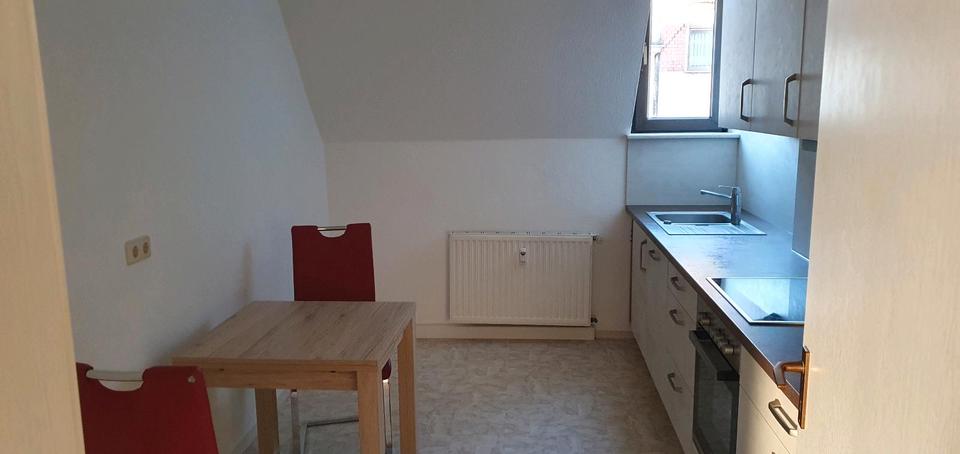 Dachgeschoßwohnung Aue-Bad Schlema Bad Schlema - 2 Zimmer, 63 m&sup2;, 520&euro; | Angebot:25830286
