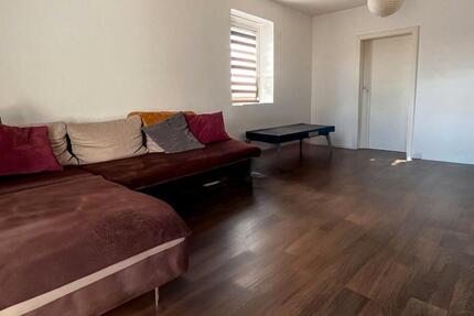 Wohnung Oberlungwitz - 3 Zimmer, 55 m&sup2;, 300&euro; | Angebot:26003184