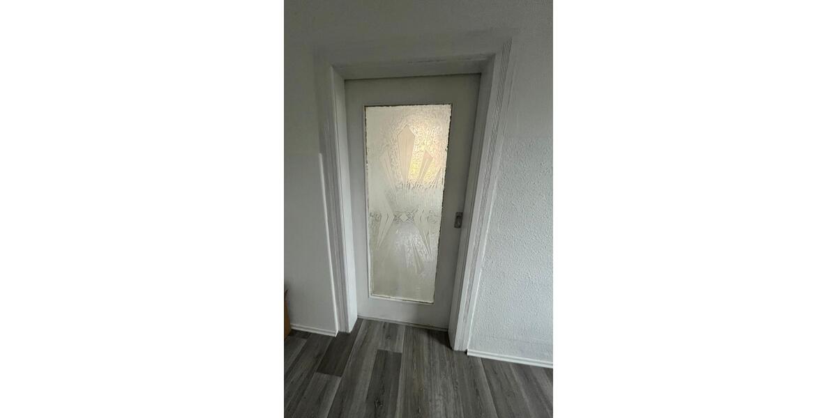 Etagenwohnung Gersdorf - 2 Zimmer, 65 m&sup2;, 450&euro; | Angebot:25718593