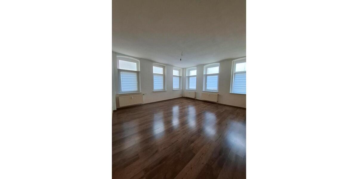 Erdgeschoßwohnung Hohenstein-Ernstthal Ernstthal - 2 Zimmer, 68 m&sup2;, 60.000&euro; | Angebot:26728587
