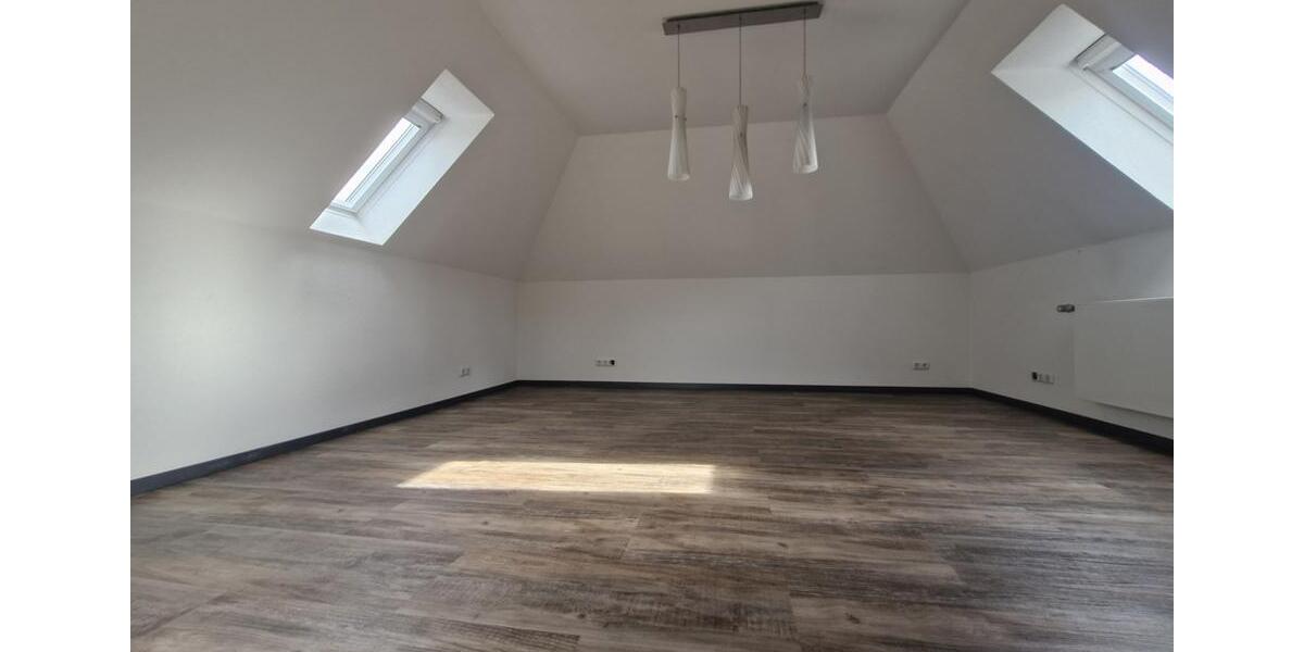 Maisonettenwohnung Kirchberg - 4 Zimmer, 138 m&sup2;, 900&euro; | Angebot:25991272