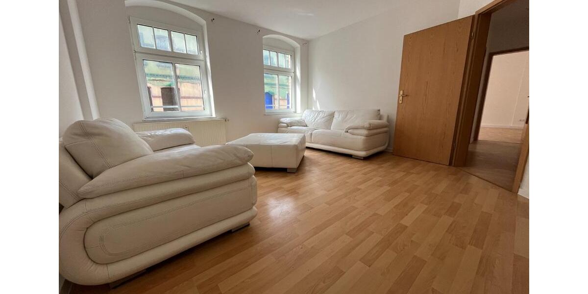 Etagenwohnung Zwickau Zwickau-West - 4 Zimmer, 91 m&sup2;, 600&euro; | Angebot:25853166