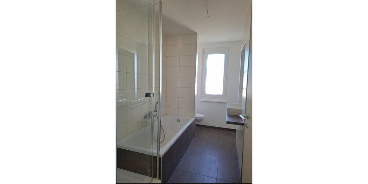 Erdgeschoßwohnung Zwickau Auerbach - 2 Zimmer, 69 m&sup2;, 520&euro; | Angebot:21756572