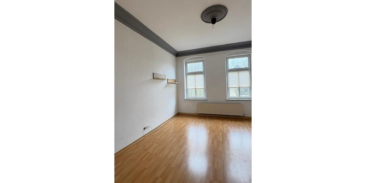 Etagenwohnung Auerbach/Vogtland Vogtland - 2 Zimmer, 65 m&sup2;, 385&euro; | Angebot:26453300