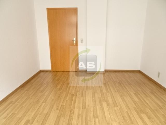 Erdgeschoßwohnung Zwickau Zwickau-Nord - 4 Zimmer, 96 m&sup2;, 669&euro; | Angebot:25854233