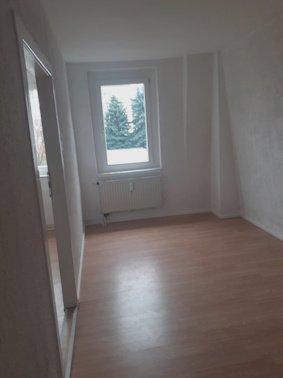 Etagenwohnung Rodewisch - 3 Zimmer, 65 m&sup2;, 270&euro; | Angebot:26671093