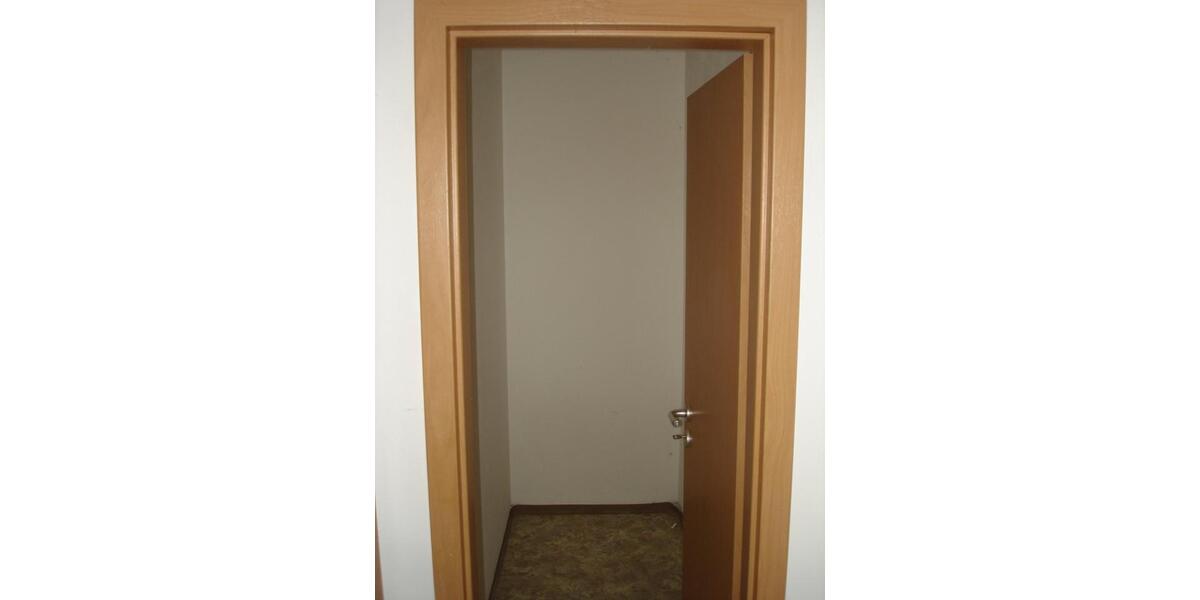 Erdgeschoßwohnung Reichenbach im Vogtland - 2 Zimmer, 47 m&sup2;, 253&euro; | Angebot:24781609