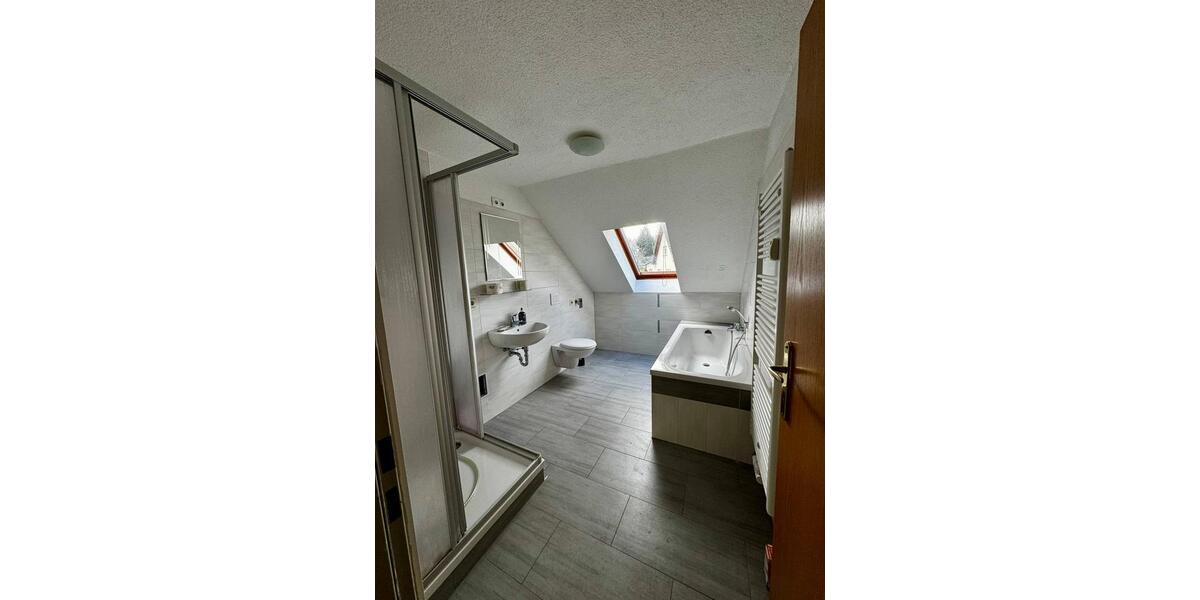 Mehrfamilienhaus, Wohnhaus Lichtenstein (Sachsen) - 15 Zimmer, 398 m&sup2;, 150.000&euro; | Angebot:26021665