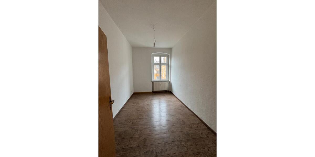Etagenwohnung Greiz - 2 Zimmer, 60 m&sup2;, 280&euro; | Angebot:25352761