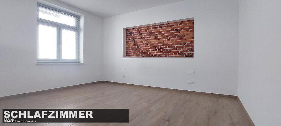 Etagenwohnung Zwickau - 2 Zimmer, 83 m&sup2;, 800&euro; | Angebot:21606517