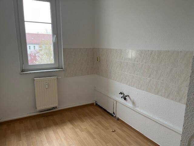 Etagenwohnung Zwickau Eckersbach - 2 Zimmer, 50 m&sup2;, 290&euro; | Angebot:26573087