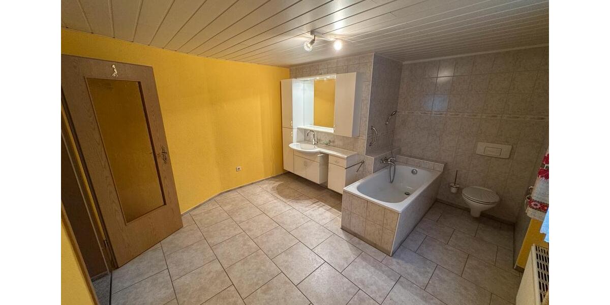 Mehrfamilienhaus, Wohnhaus Thalheim/Erzgebirge Erzgebirge - 185.000&euro; | Angebot:25082704