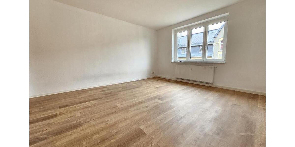 Etagenwohnung Aue-Bad Schlema Bad Schlema - 3 Zimmer, 84 m&sup2;, 439&euro; | Angebot:25084332