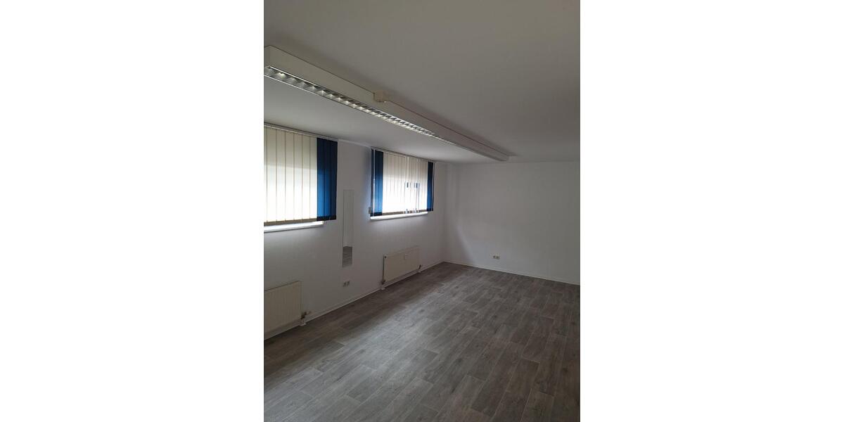 Gewerbeobjekt Zwickau Zwickau-West - 715&euro; | Angebot:25253882