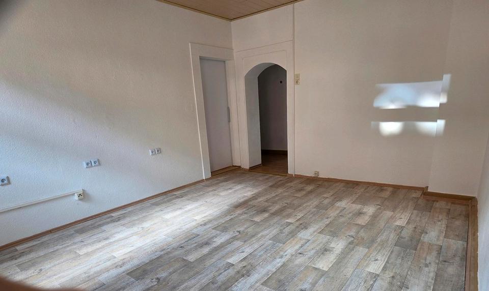 Erdgeschoßwohnung Falkenstein/Vogtland Vogtland - 2 Zimmer, 57 m&sup2;, 320&euro; | Angebot:25751826