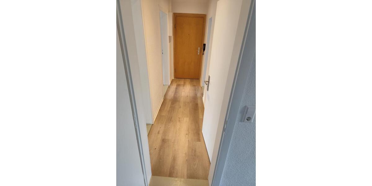 Etagenwohnung Gößnitz - 3 Zimmer, 62 m&sup2;, 360&euro; | Angebot:25142389