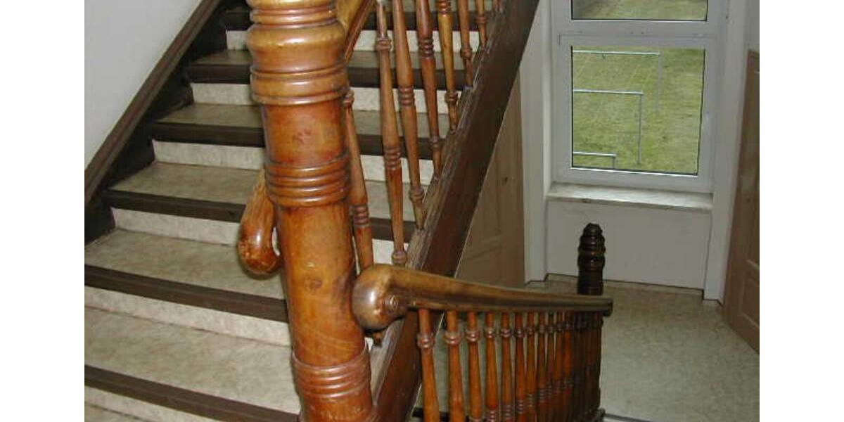 Etagenwohnung Glauchau - 2 Zimmer, 63 m&sup2;, 290&euro; | Angebot:25084325