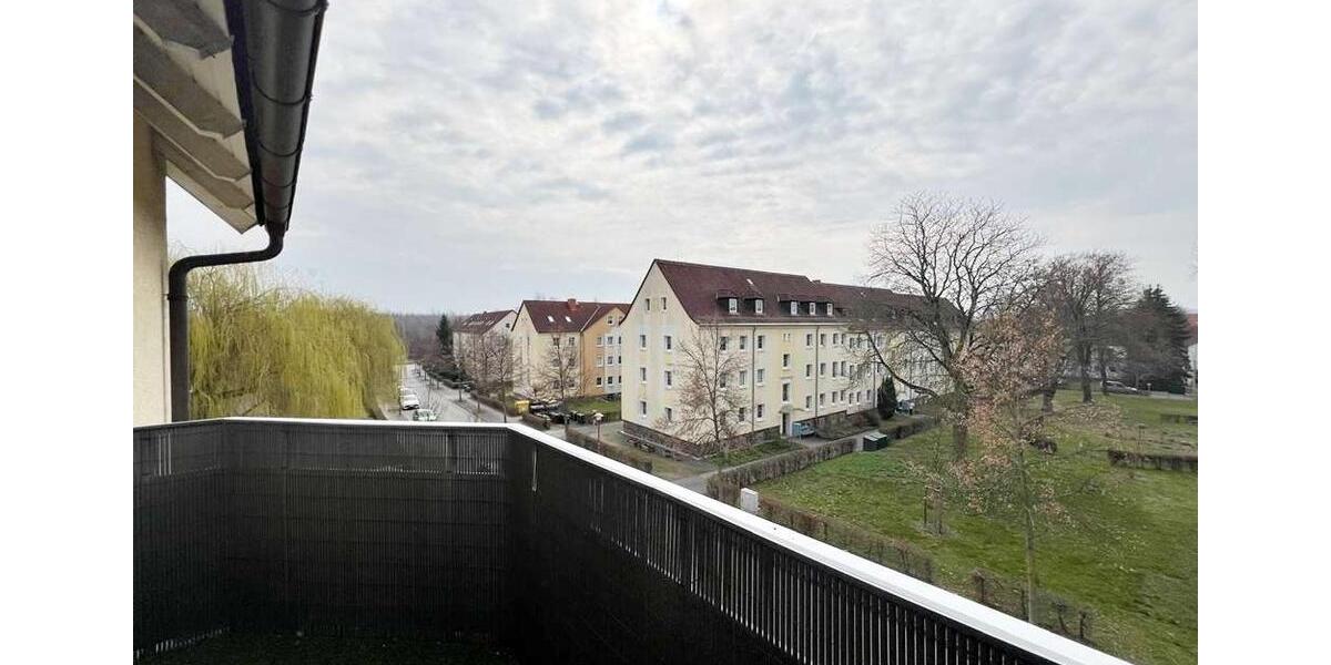 Etagenwohnung Ronneburg - 2 Zimmer, 57 m&sup2;, 400&euro; | Angebot:25901638