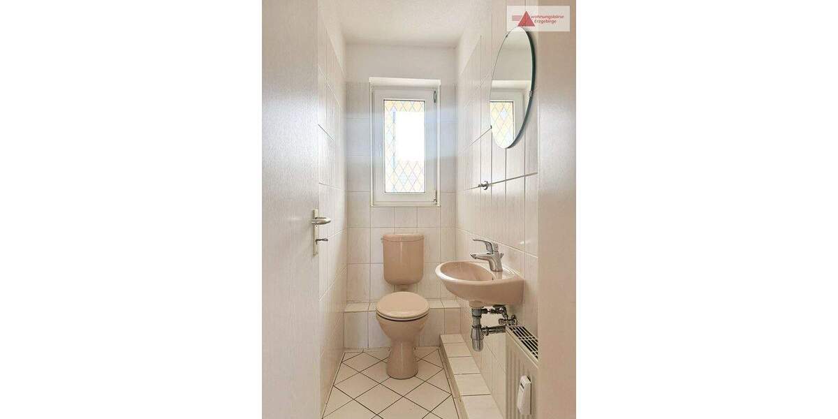 Etagenwohnung Glauchau / Niederlungwitz Niederlungwitz - 3 Zimmer, 88 m&sup2;, 748&euro; | Angebot:25688304