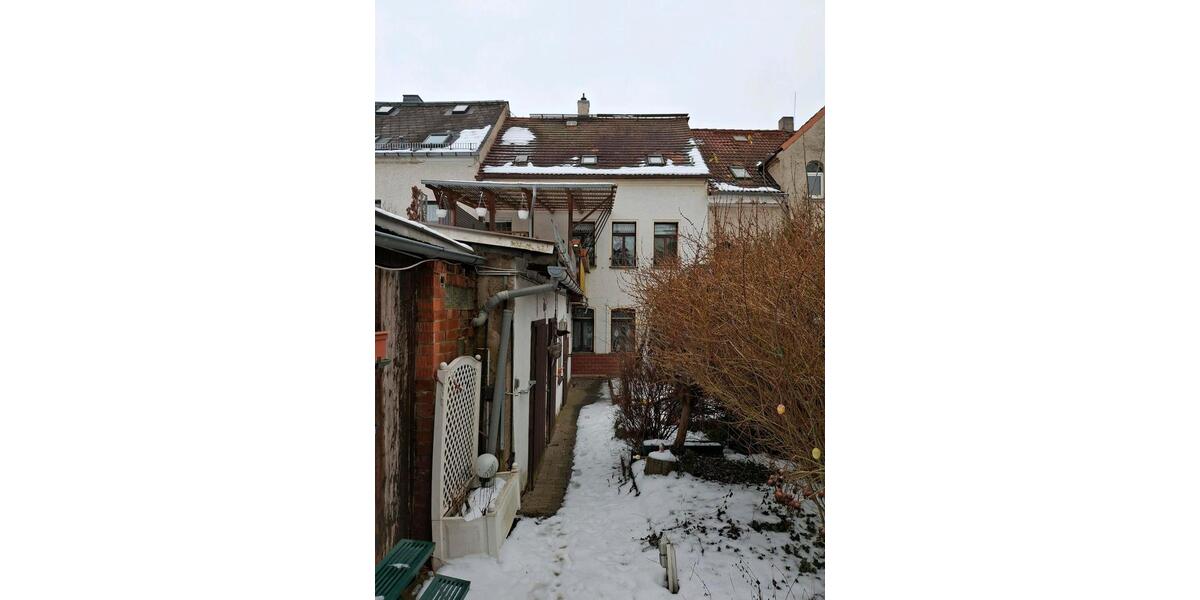 Reihenhaus Werdau - 5 Zimmer, 100 m&sup2;, 60.000&euro; | Angebot:24829937