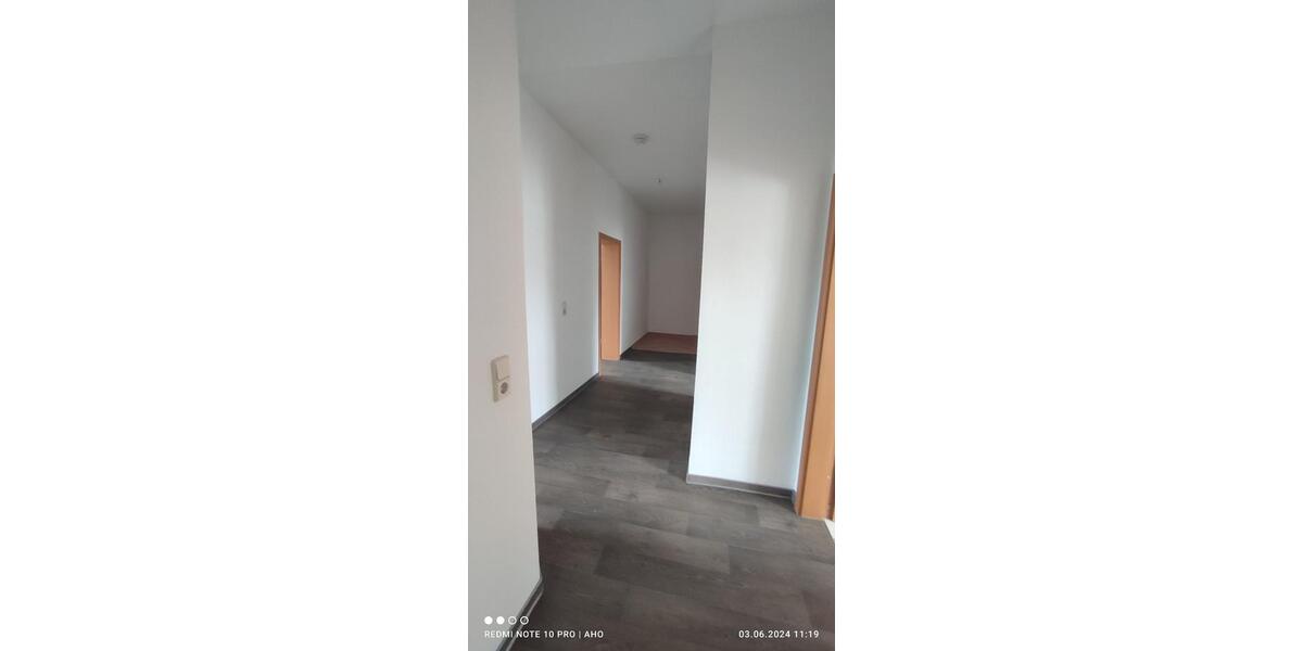 Dachgeschoßwohnung Penig - 3 Zimmer, 72 m&sup2;, 439&euro; | Angebot:18845450