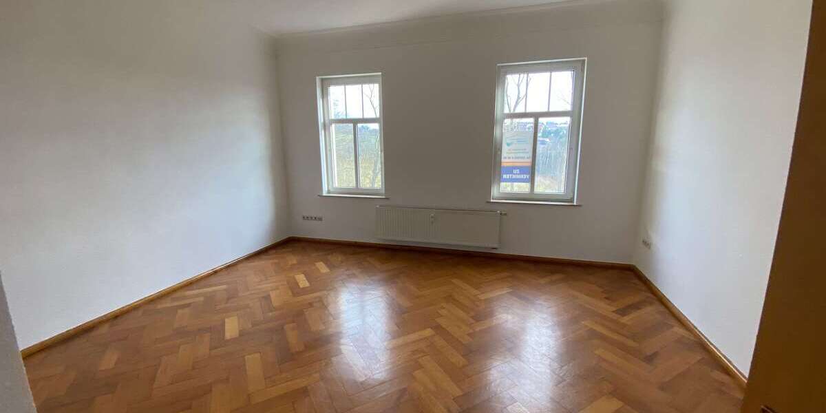 Etagenwohnung Reichenbach im Vogtland Mylau - 2 Zimmer, 72 m&sup2;, 285&euro; | Angebot:9418355