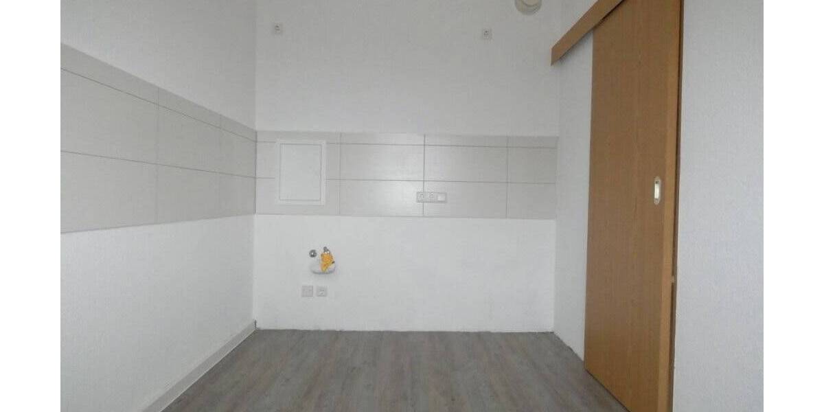 Etagenwohnung Zwickau / Eckersbach Eckersbach - 3 Zimmer, 70 m&sup2;, 350&euro; | Angebot:26695371