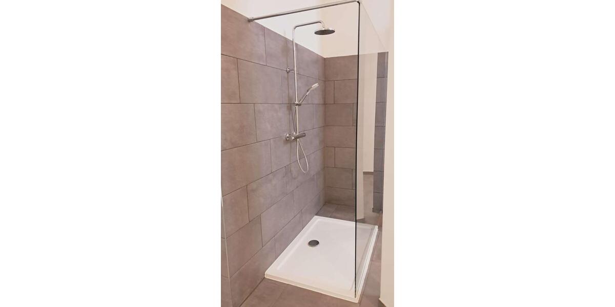 Dachgeschoßwohnung Zwickau - 3 Zimmer, 115 m&sup2;, 954&euro; | Angebot:25808070